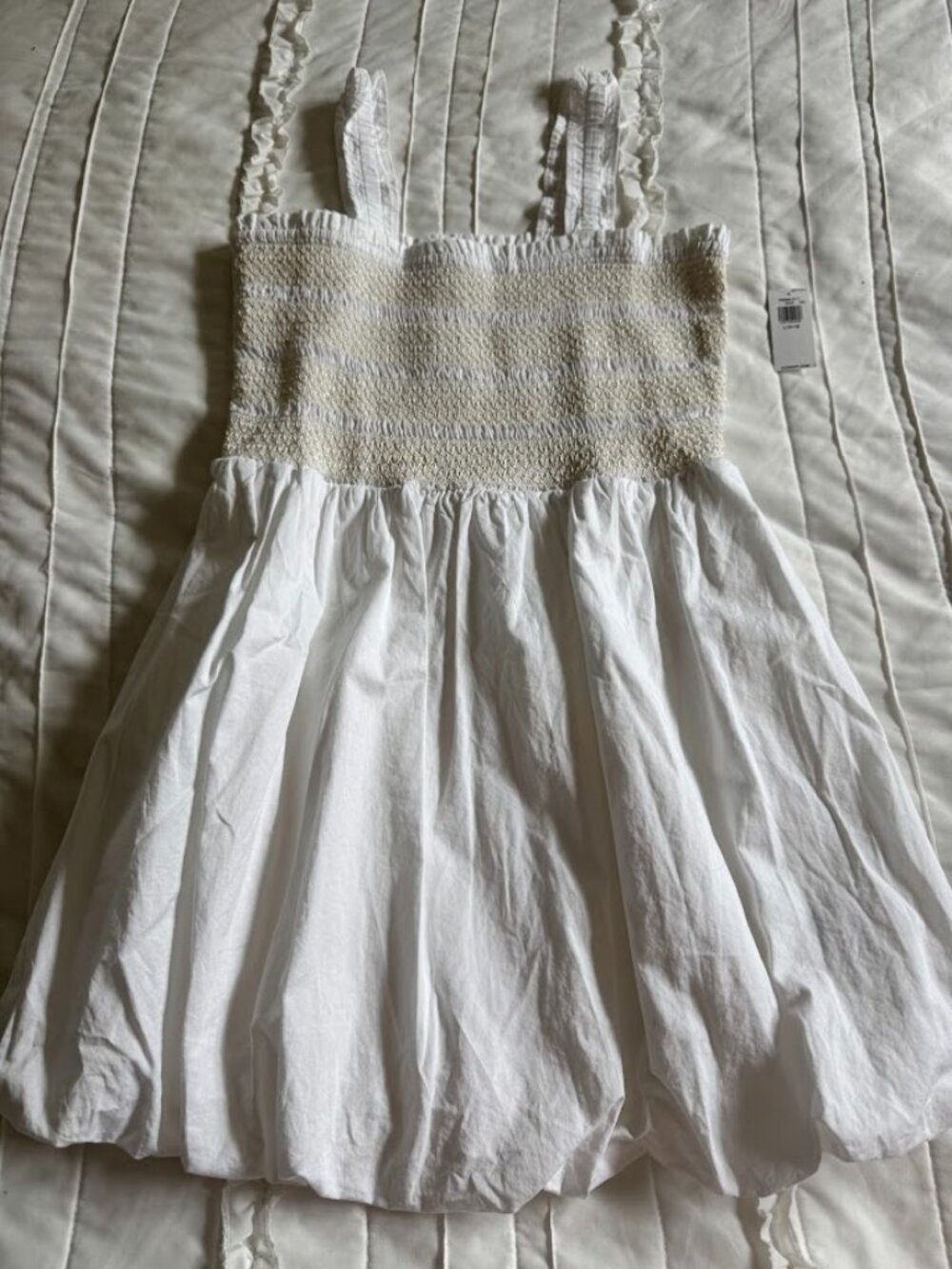 Old Navy Girls Size Large 10/12 White Strapless Smocked Bubble Dress